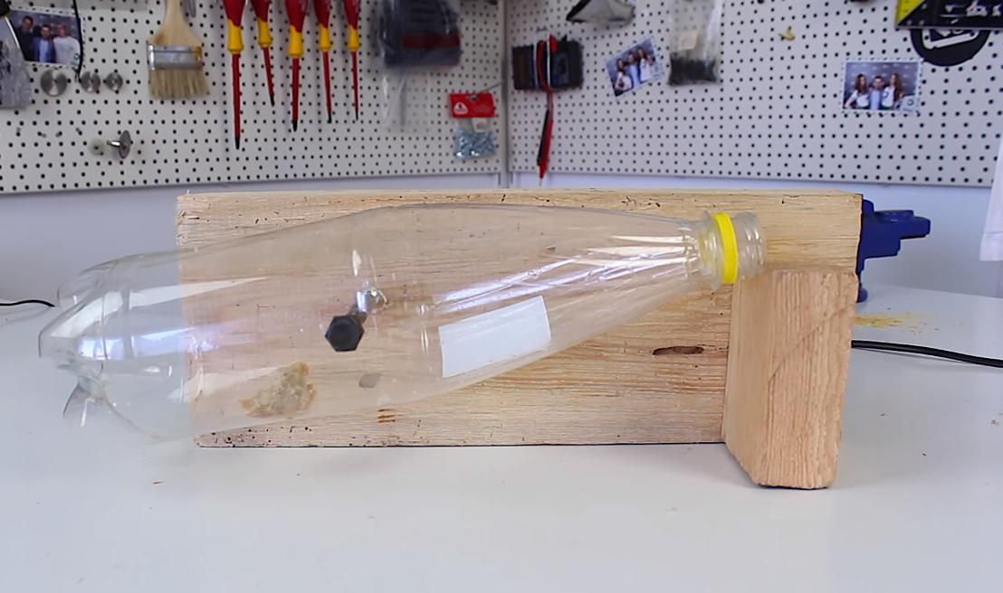 как сделать ловушку для мышей из бутылки